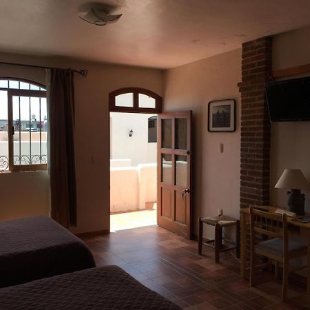 Hostal El Dulce Nombre 우아만틀라 외부 사진