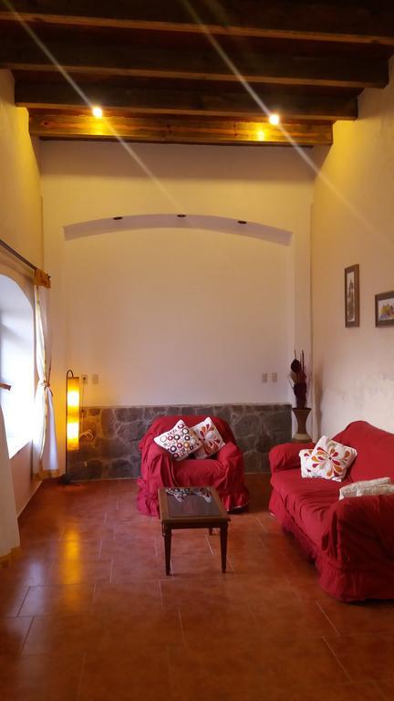 Hostal El Dulce Nombre 우아만틀라 외부 사진
